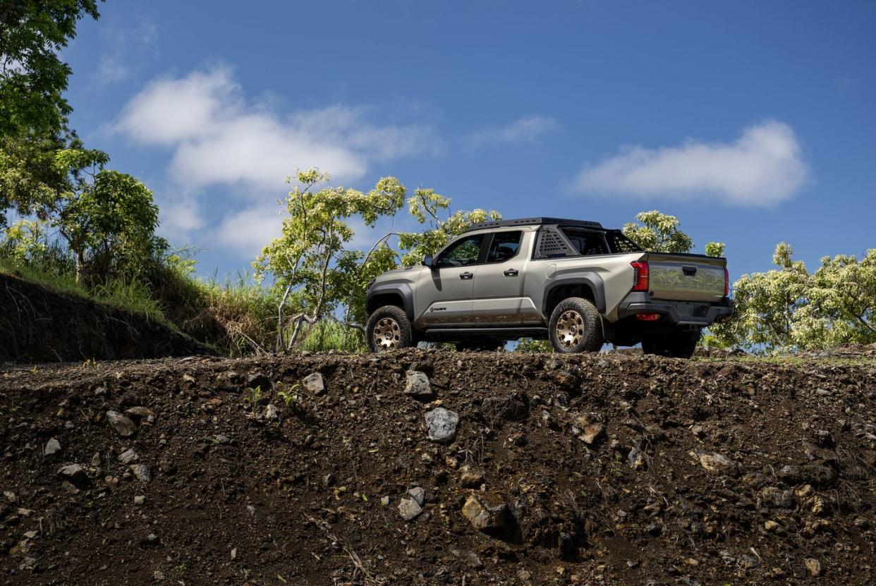 2024 toyota tacoma trailhunter press images