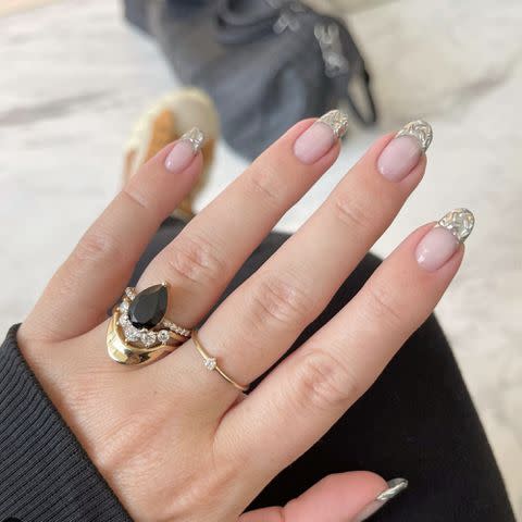 <p><a href="https://www.instagram.com/p/CmqC1S2r6AK/" data-component="link" data-source="inlineLink" data-type="externalLink" data-ordinal="1">@nails_of_la</a> / instagram</p> Cool Chrome