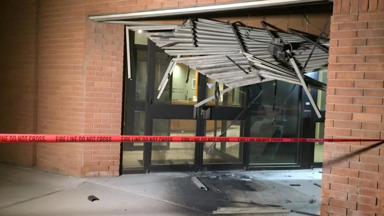 Saskatoon police want public 'to be aware but not afraid' after courthouse bombing