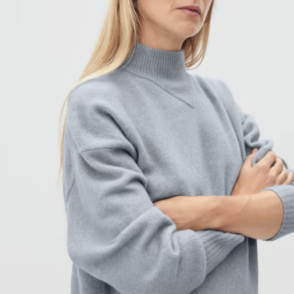 The Cozy-Stretch Pullover in smoke (Photo via Everlane)