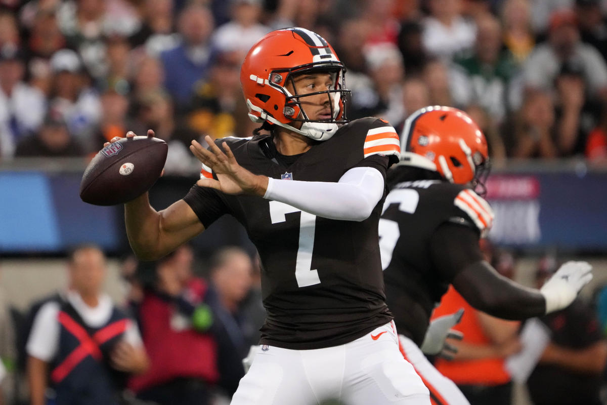 Kellen Mond added to Browns quarterback room via waivers