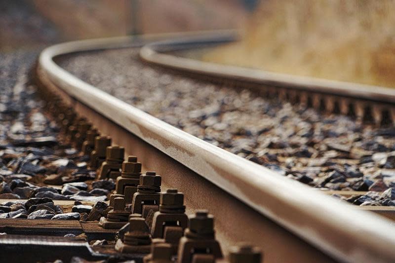 立陶宛政府近日則以國家安全利益為由，下令國營鐵路公司不得與中資橋樑建造商簽署合約。（示意圖，Pexels）