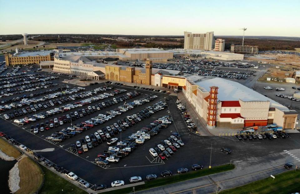 Texans are gambling, just not here. Many of the cars at the WinStar World Casino and Resort are from the Lone Star State.