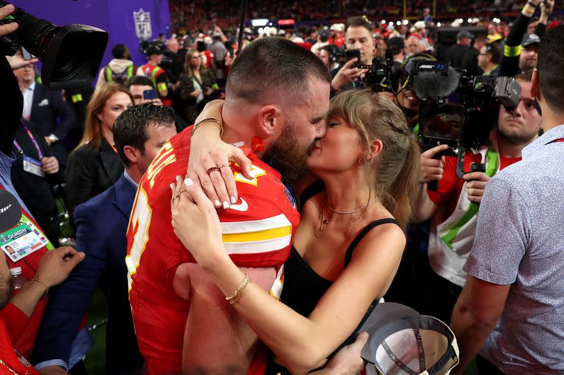 Taylor Swift Travis Kelce