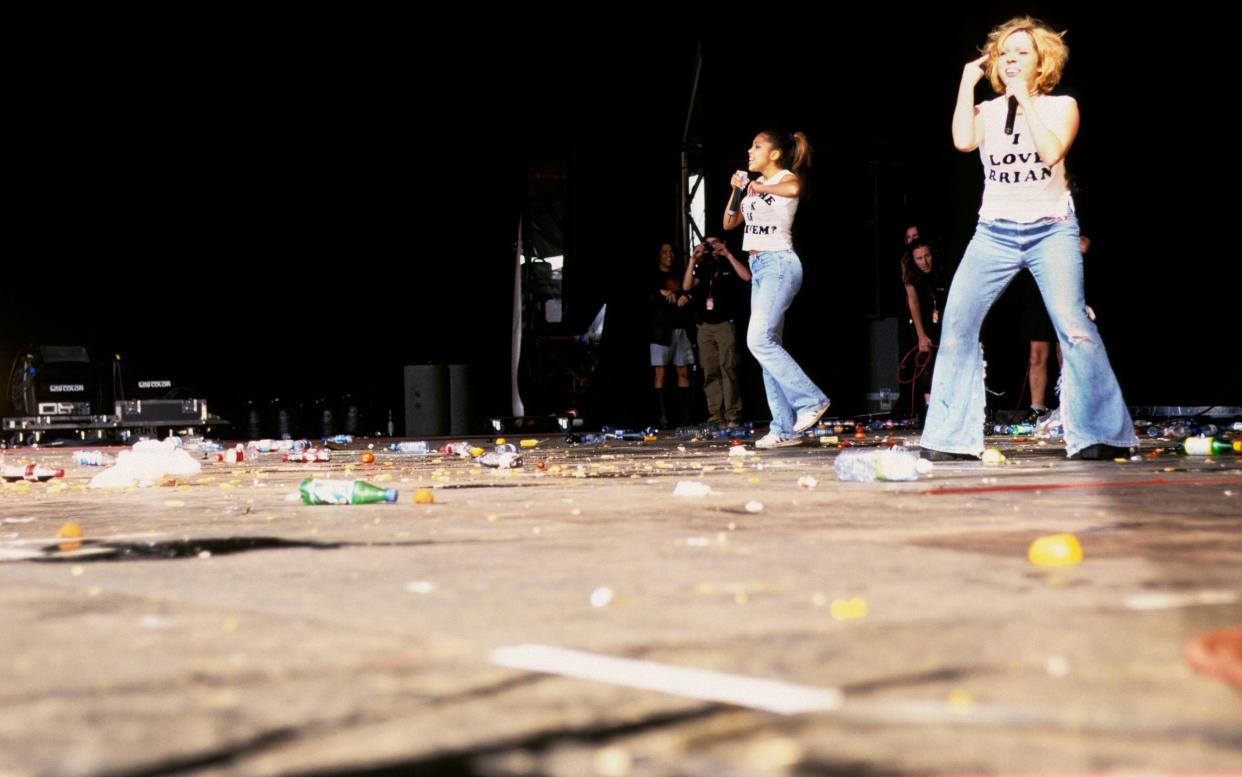 Daphne and Celeste perform despite a slew of bottles in 2003 - Redferns