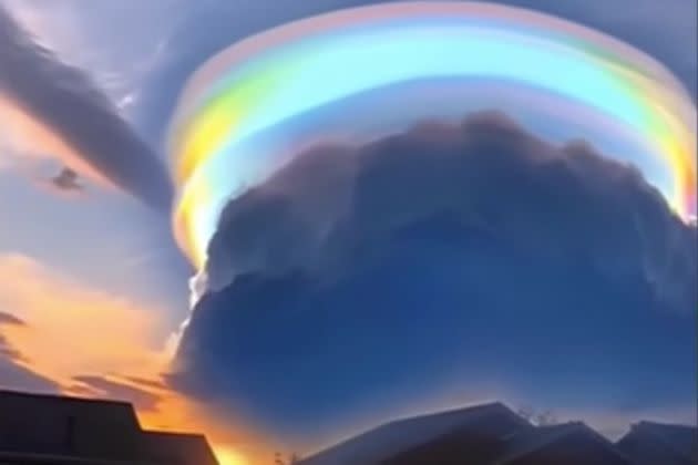 Phénomène météo extraordinaire : l'arc-en-ciel de feu