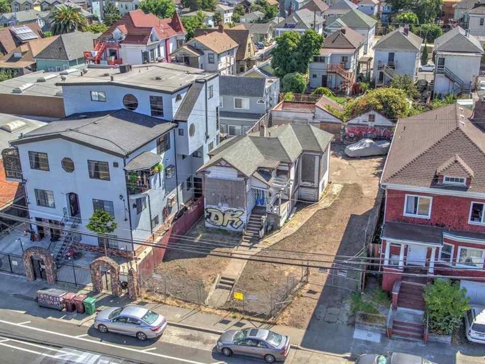 oakland fixer upper 1818 adeline 6