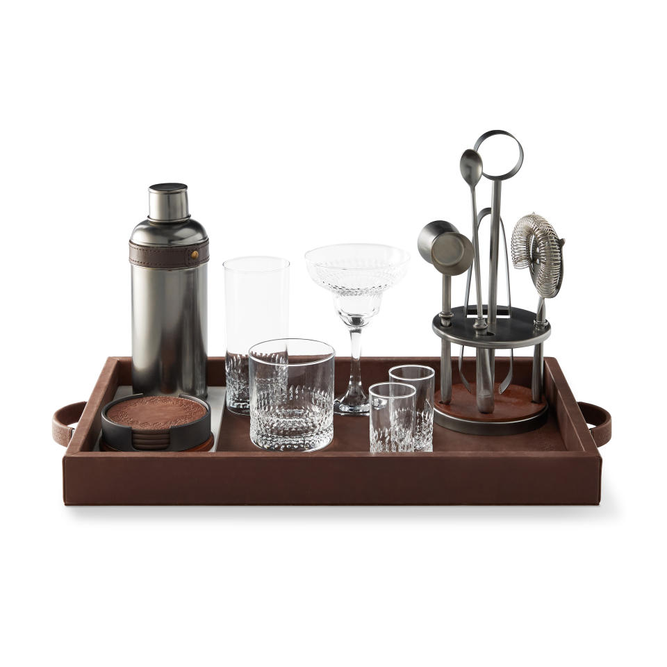 WILLIAMS SONOMA AND CASAMIGOS TEQUILA AND MEZCAL LAUNCH PREMIUM GLASSWARE, BAR TOOLS AND ENTERTAINING ACCESSORIES PERFECT FOR HOME ENTERTAINING