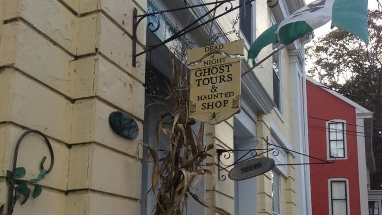 ghost tours