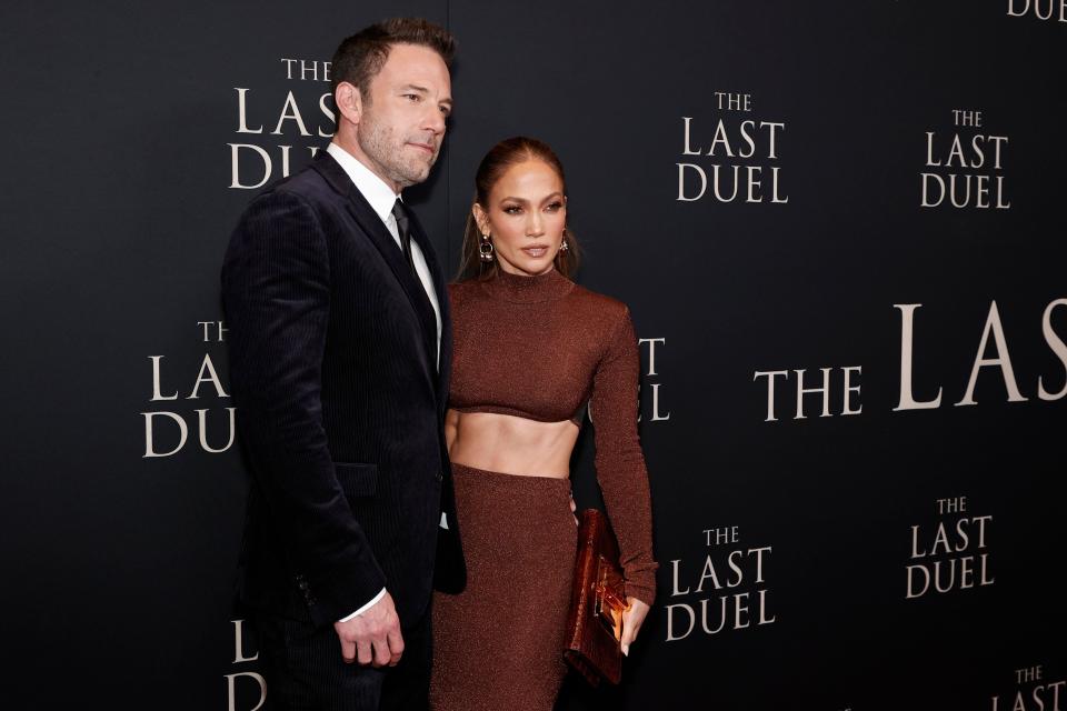 NEW YORK, NEW YORK - OCTOBER 09: Ben Affleck and Jennifer Lopez attend 