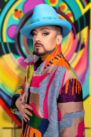 <p>Dean Stockings</p> Boy George