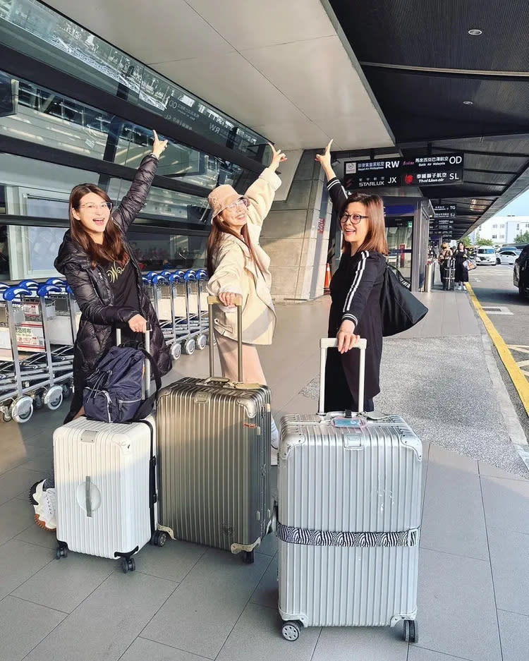 樓心潼（左起）之前跟白家綺、方馨到日本旅遊。翻攝樓心潼臉書