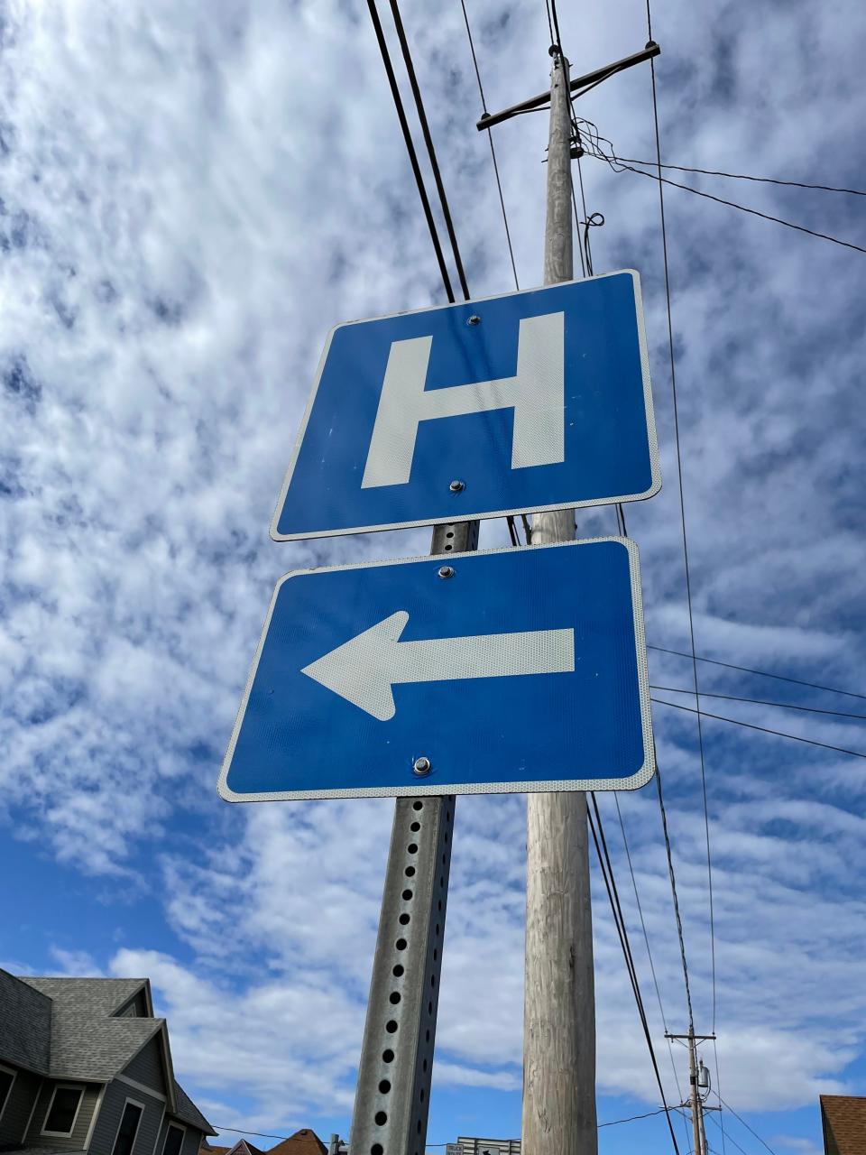 A street sign points west toward the nearest hospital in Delaware County. Many licensed professional counselors and licensed marriage and family therapists around the country have experienced trouble finding jobs.