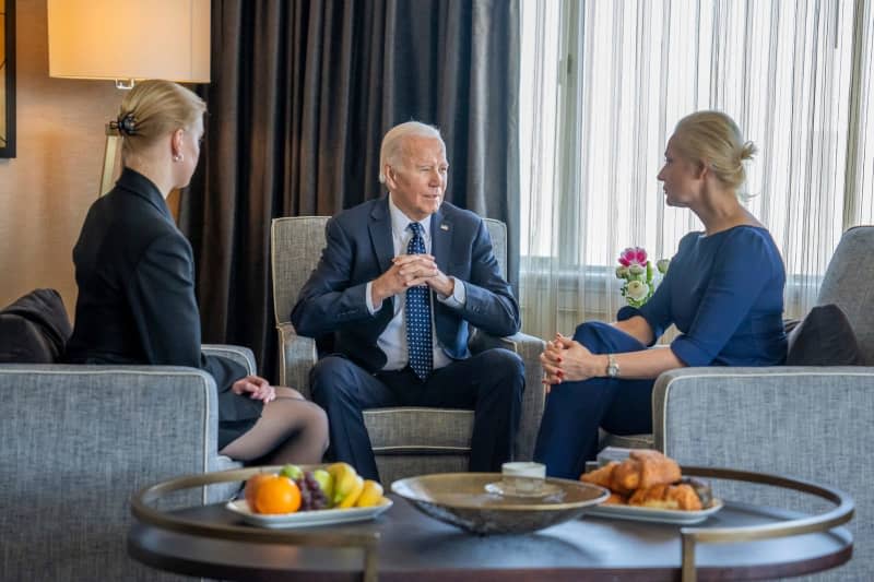 U.S President Joe Biden meets with Yulia Navalnaya, right, widow of Alexei Navalny, and daughter Dasha Navalnaya in San Francisco. Russian opposition leader Alexei Navalny died while imprisoned in a remote Arctic penal colony. Adam Schultz/White House/Planet Pix via ZUMA Press Wire/dpa