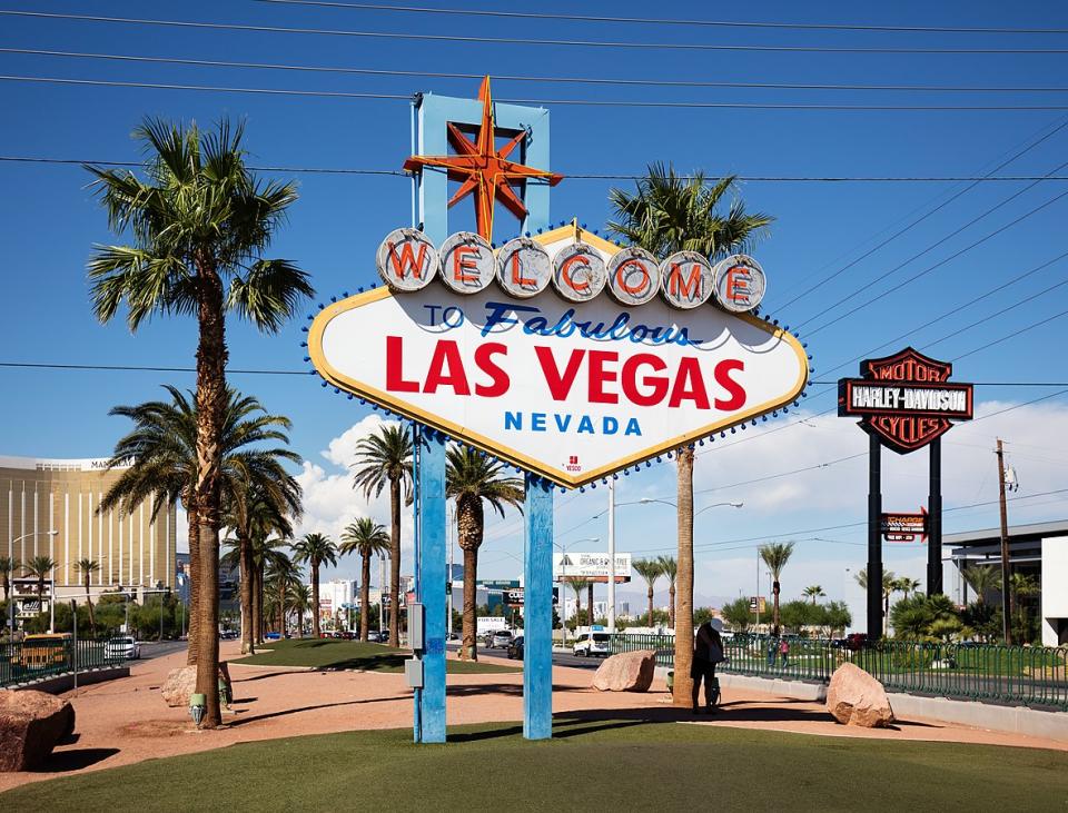 Vegas Strip Welcome to Vegas sign