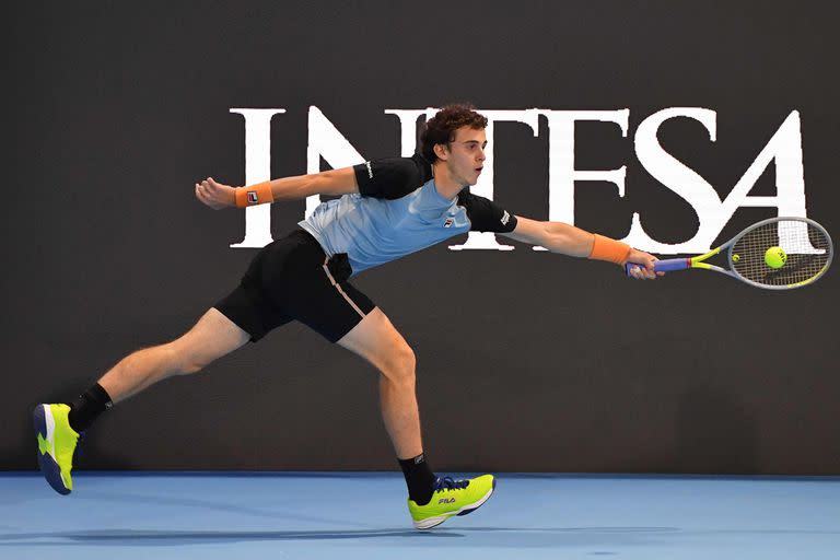 El argentino Juan Manuel Cerúndolo, uno de los "maestros" del Next Gen ATP Finals, en Milán. 