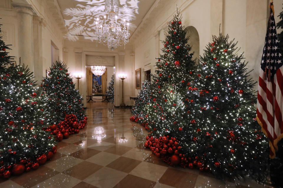 Keine Party für Journalisten und deren Familien – diese dürfen dafür die Weihnachtsdeko im Weißen Haus bestaunen. (Bild: Getty Images)