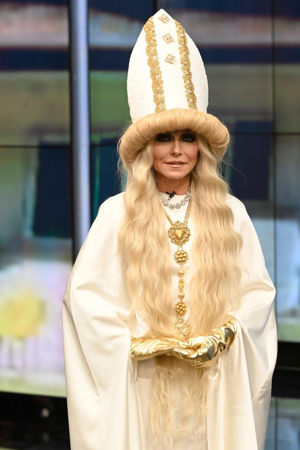 <p>The <em>Live with Kelly and Ryan </em>host knocked it out of the park with this <em>Schitt's Creek </em>costume, channeling the show's matriarch, Moira Rose (played by Catherine O'Hara).</p>