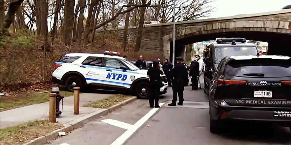 The NYPD have arrested David Bonola in the death of a mother of two whose body was found in a duffel bag by the side of the road in Queens. (TODAY)