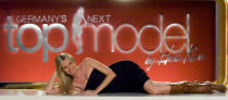 <p>Seit Januar 2006 moderiert Heidi Klum in ihrer Rolle als Jurorin und „Model-Mama“ „Germany’s Next Topmodel“ auf ProSieben. (Bild: Getty Images) </p>