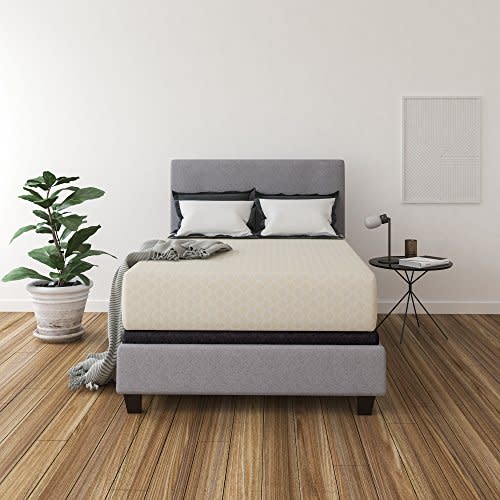 Signature Design by Ashley Chime 12" Memory Foam Mattress, CertiPUR-US Certified, Full (Amazon / Amazon)