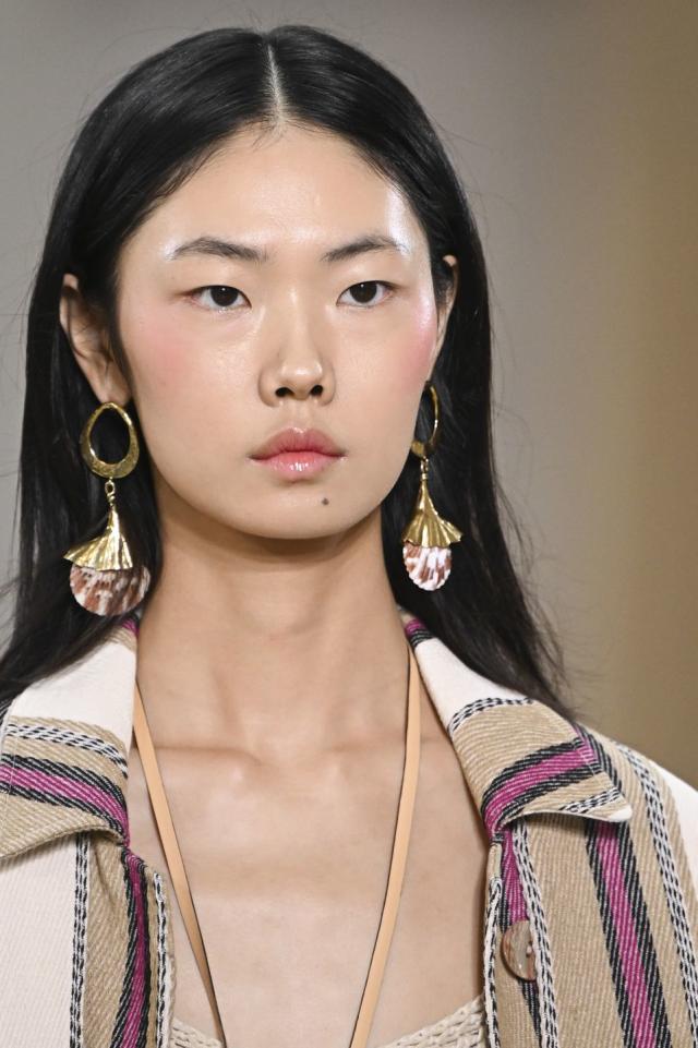 Prepare to Swoon Over These Spring 2023 Jewelry Trends