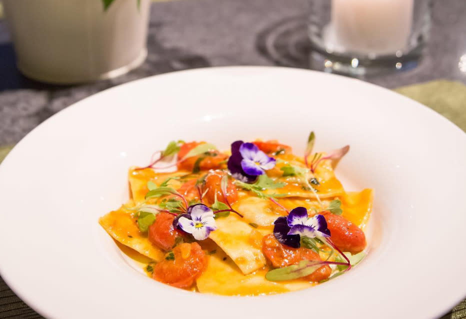 This pasta with real-life flowers on it