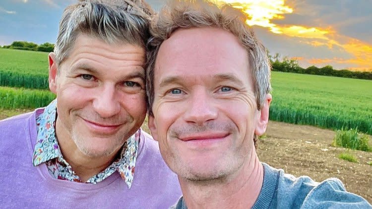 neil-patrick-harris-david-burtka-8th-wedding-anniversary-instagram-post.jpg