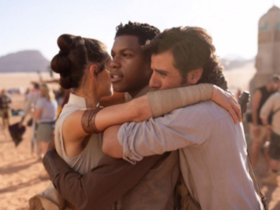 Star Wars 9 title 'imminent' as official film account teases 'calm before the storm'