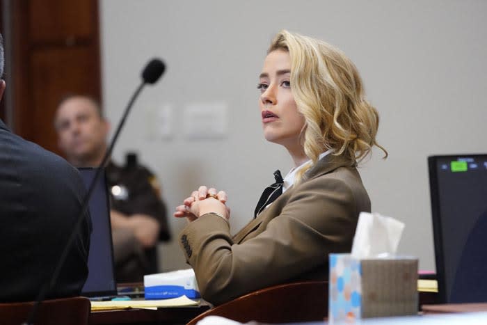 Amber Heard en la sala del juicio contra Johnny Depp