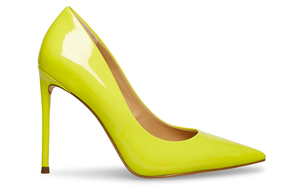 yellow heels, pumps, steve madden