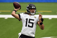 Jacksonville Jaguars quarterback Gardner Minshew throws against the Los Angeles Chargers during the first half of an NFL football game Sunday, Oct. 25, 2020, in Inglewood, Calif. (AP Photo/Kyusung Gong)