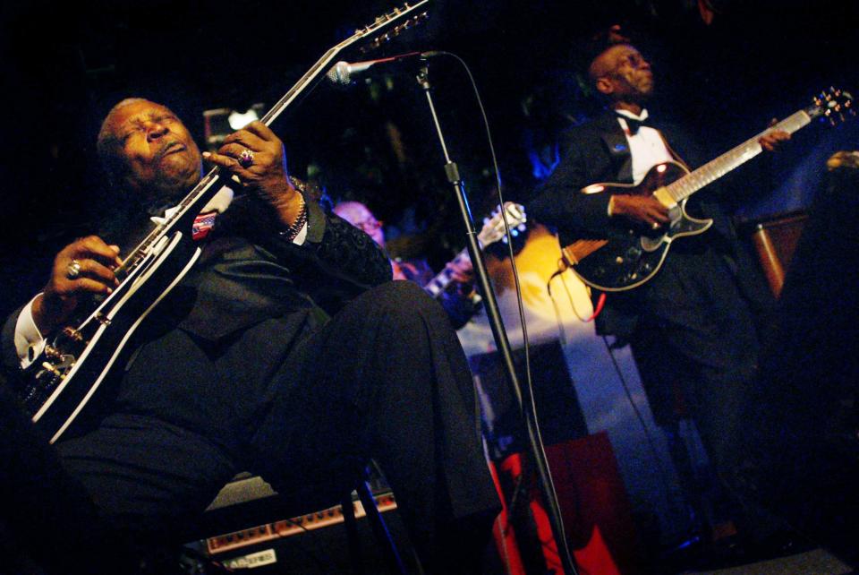 Blues legend B.B. King played to a standing-room-only crowd Sept. 29, 2003 at the new Nashville downtown club named after him.