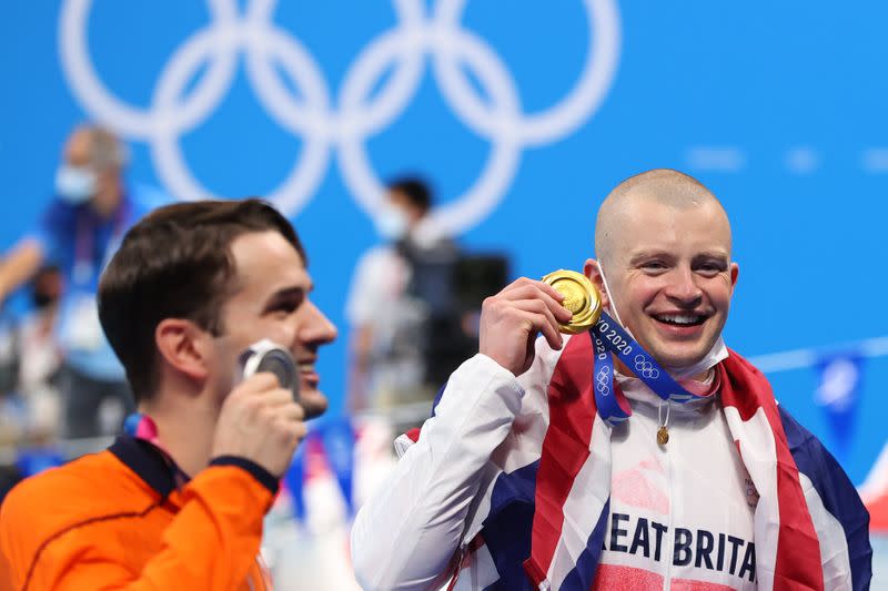 Swimming - Men's 100m Breaststroke - Medal Ceremony