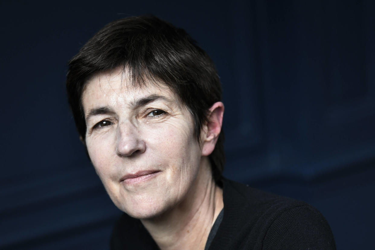 Après avoir été lauréate du Prix Médicis 2021 pour son roman « Le Voyage de l’Est » l’écrivaine française Christine Angot rejoint l’Académie du Goncourt. 