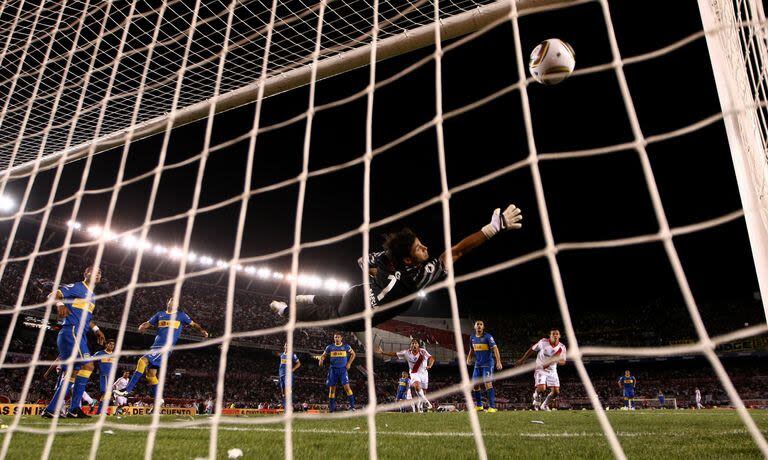 El cabezazo de Maidana, en su debut con la camiseta de River, se convierte en el único gol del Superclásico ante Boca