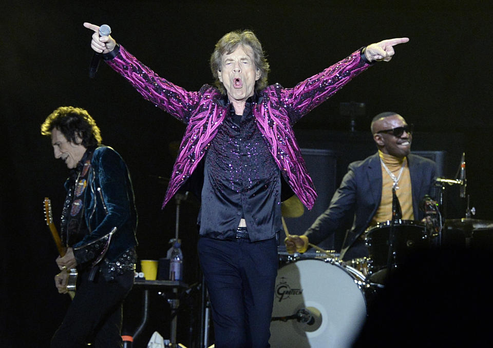 ATLANTA, GEORGIA - NOVEMBER 11: Ronnie Wood, Mick Jagger and Steve Jordan of The Rolling Stones perform at Mercedes-Benz Stadium on November 11, 2021 in Atlanta, Georgia. (Photo by R. Diamond/Getty Images)