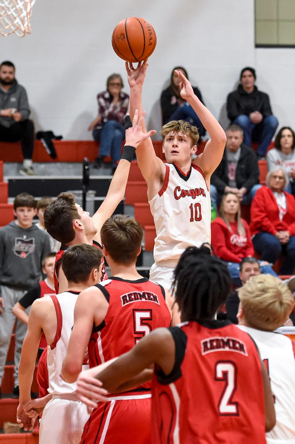 Crestview's Justice Thompson hopes to lead the Cougars to their first district championship game since 1965.