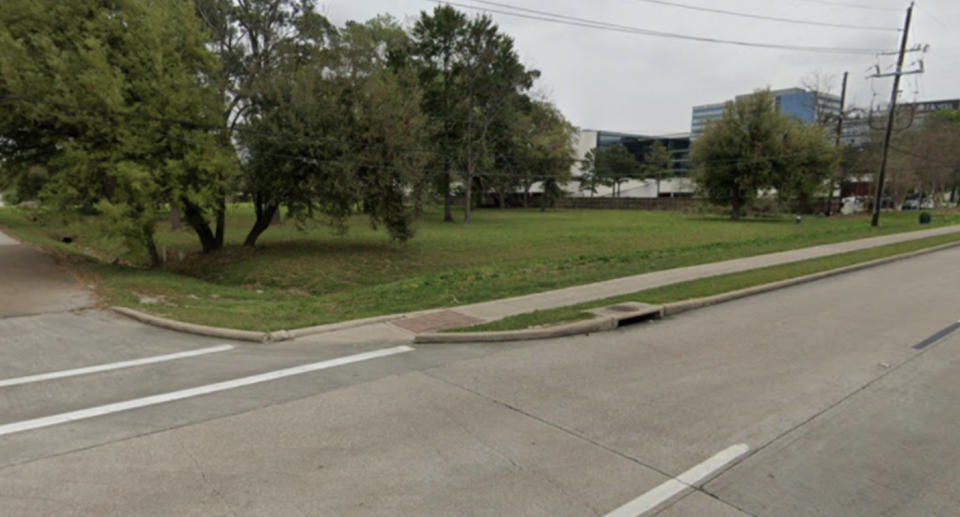 The side of road at 1000 Red Haw Lane where Alexis Sharkey's body was found.