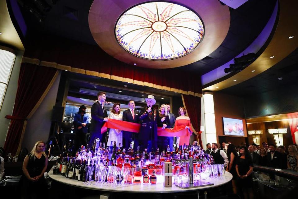 Jeff Ruby, center, spoke to the crowd during a ribbon cutting and dry run for the new Jeff Ruby’s Steakhouse at City Center in downtown Lexington in 2019.