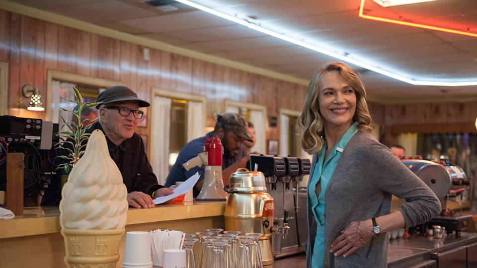 <p>Lynch with Peggy Lipton (Norma).<br>(Photo: Showtime/Paramount/CBS Home Entertainment) </p>