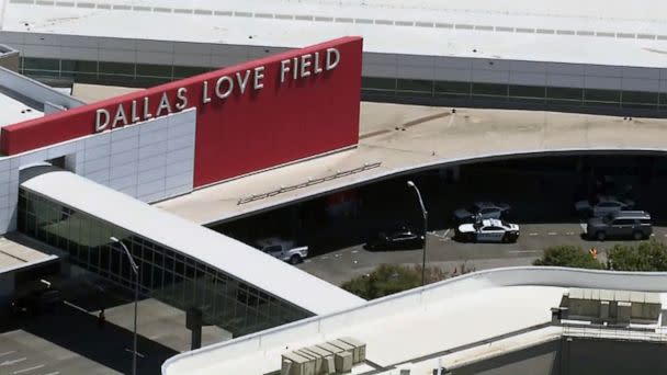 PHOTO: Dallas police respond to Dallas Love Field Airport on July 25, 2022. (WFAA)