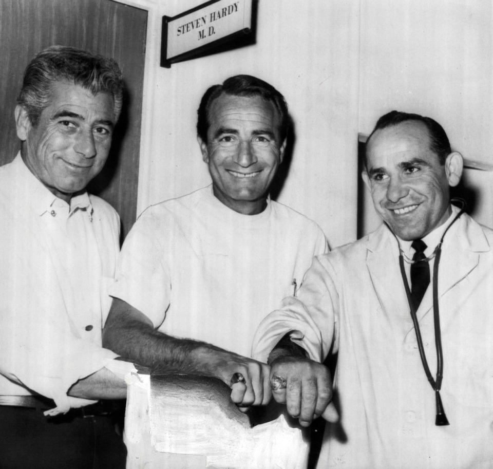 Yogi Berra on General Hospital