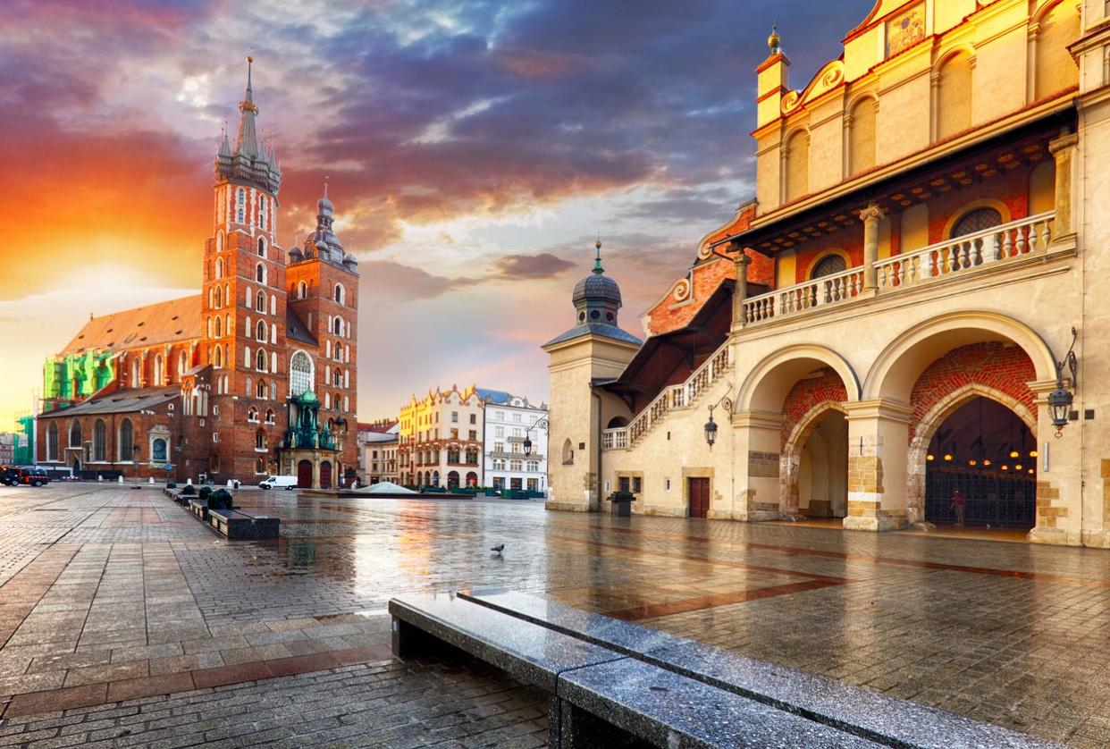 Krakow Market Square: Getty/iStock