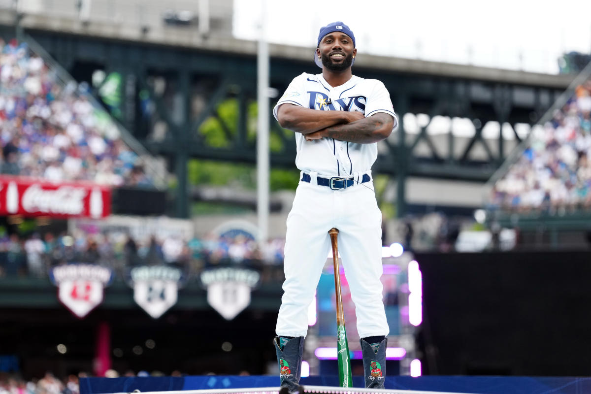 2023 MLB Home Run Derby: Randy Arozarena, Vlad Guerrero Jr. advance to  finals after Julio Rodriguez sets single-round record - BVM Sports