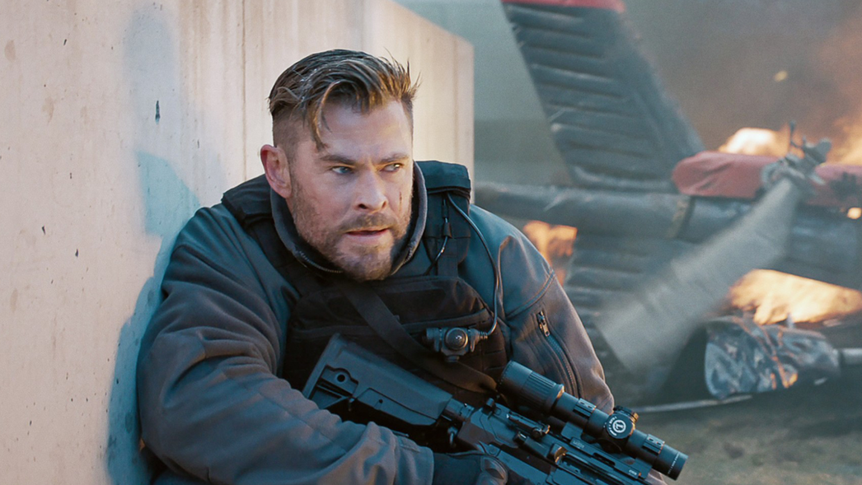 Chris Hemsworth puts himself through a major workout in the Netflix action hit, Extraction 2. (Photo: Courtesy of Netflix) 