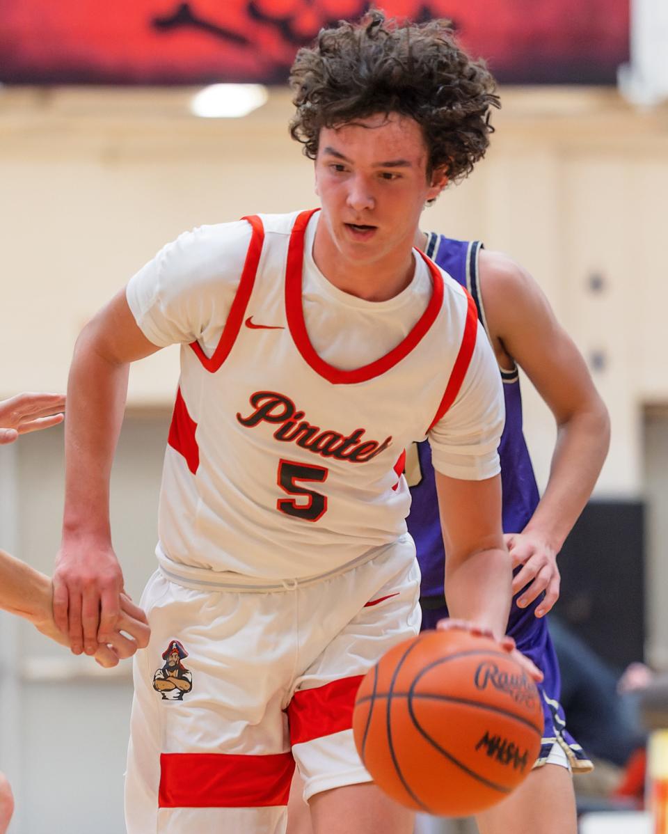 Caden Carlson was Pinckney's leading scorer in 2022-23.