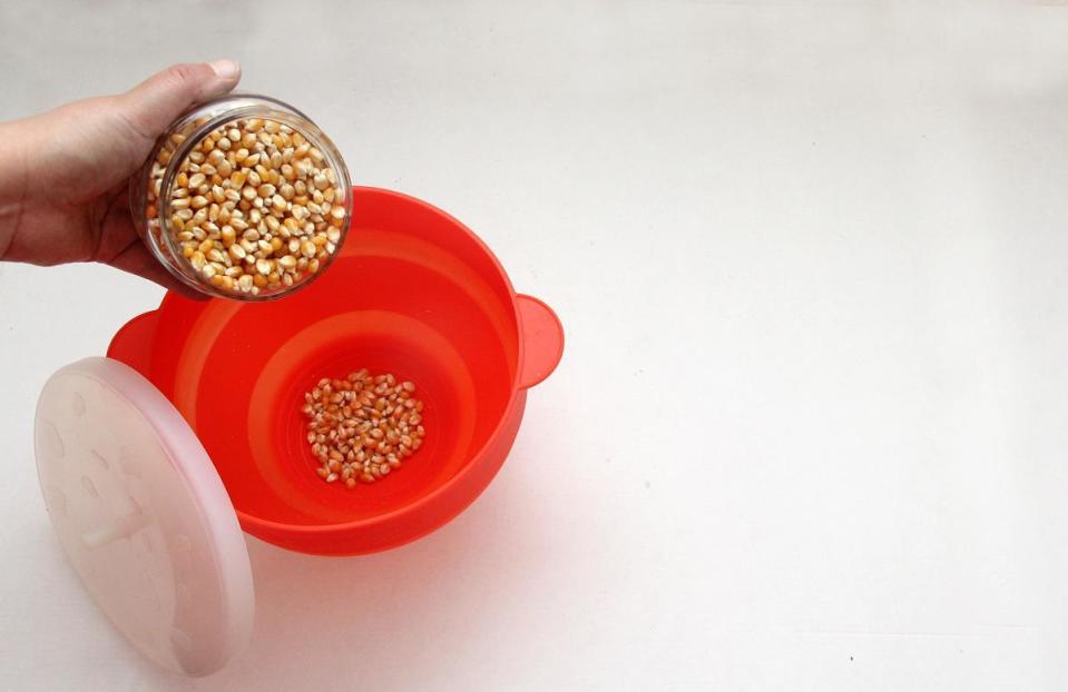 Reusable popcorn maker