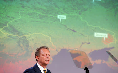 Fred Westerbeke, Chief Prosecutor of the Dutch Prosecutor's office, presents interim results in the ongoing investigation of the 2014 MH17 crash that killed 298 people over eastern Ukraine, during a news conference in Bunnik, Netherlands, May 24, 2018. REUTERS/Francois Lenoir