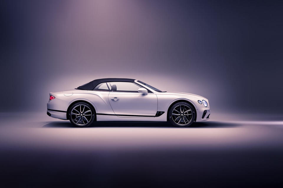 Bentley-Continental-GTC-3.jpg